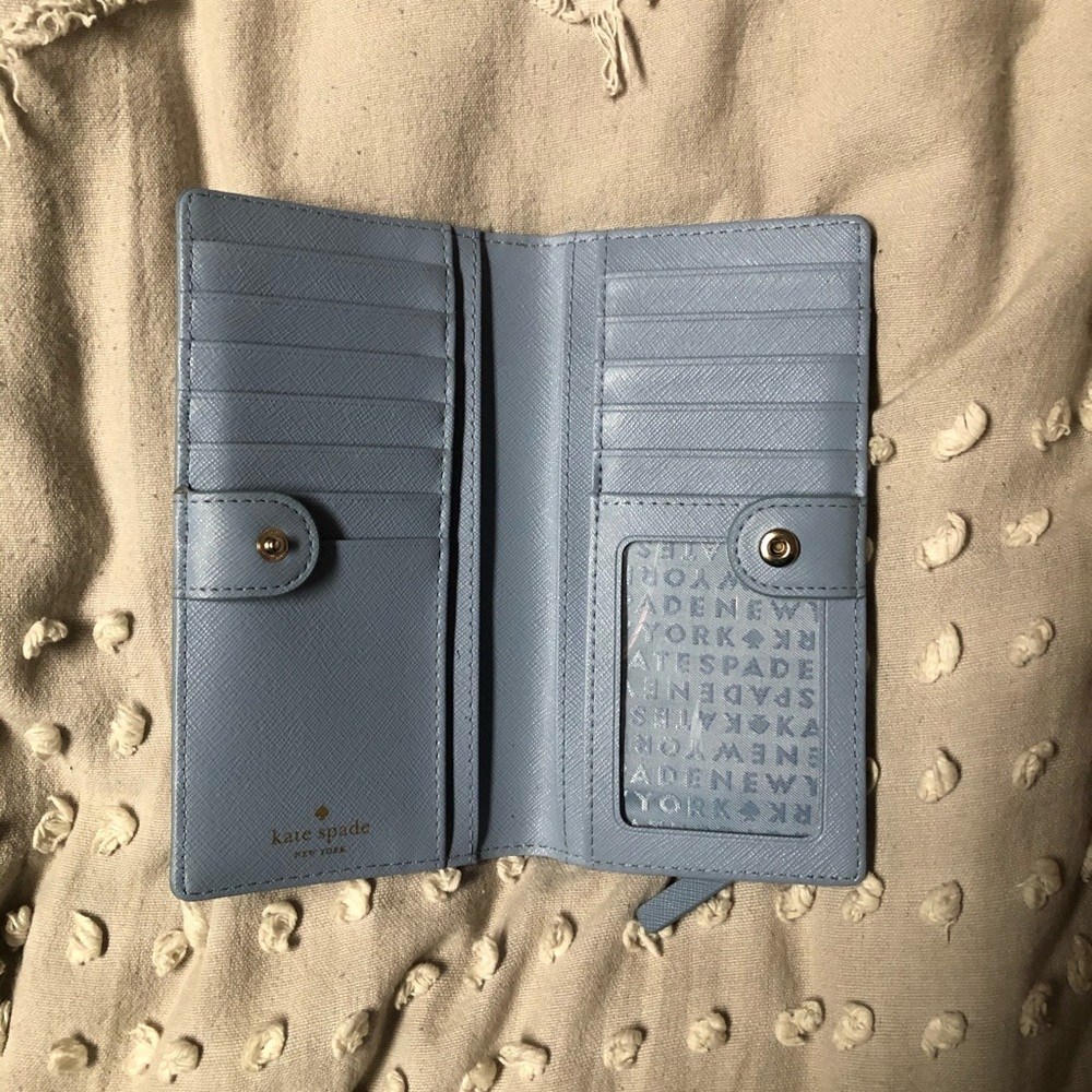 Kate Spade Wallet - Picture 3 of 4